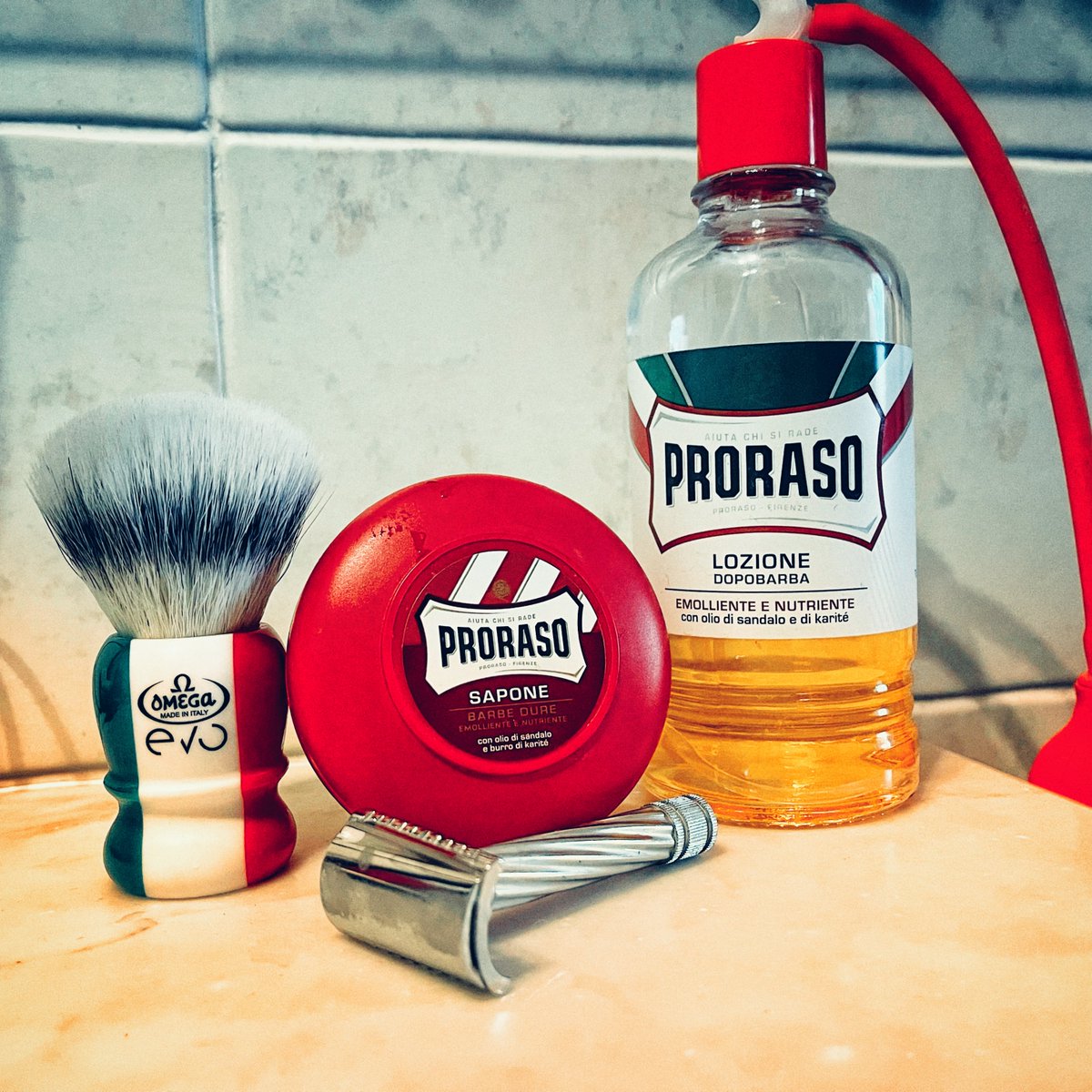 ItalianShaver's tweet photo. SOTD 19/2/22 did I say that the paramount of any all Italian shave starts here with @prorasoUsa #fatip and @OmegaBrush? Period https://t.co/TdIYhfbZyF