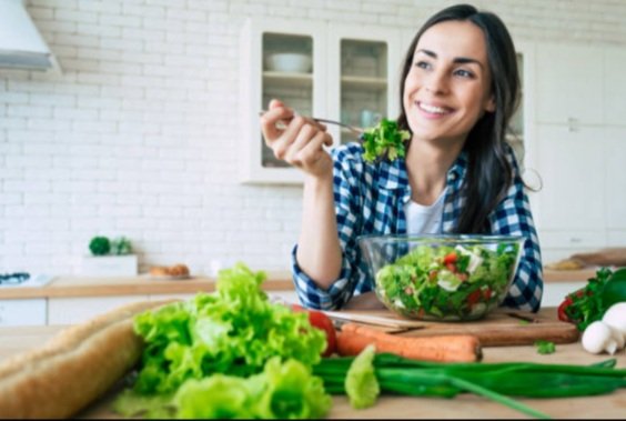 TrnsUnion's tweet photo. Alternatives of EATING:
DIGGING IN
INGESTING
MUNCHING
CONSUMING
#Alternative_Thinking #eating #EnglishLanguage #englishlearning #TranslatorsUnion https://t.co/sQaryUfTEh