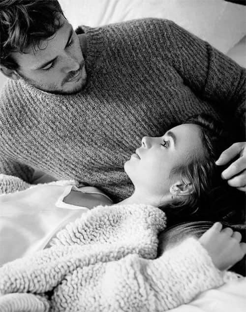 It was a couple of weeks. Красивая улыбка пара. Романтика. Милые отношения. It was a couple of weeks.