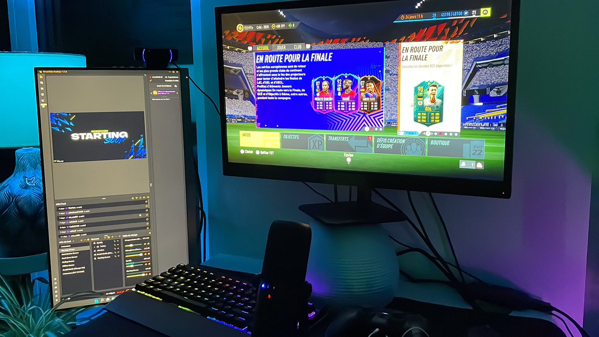 YZ_219's tweet photo. Let’s go les reuviiiiii!!! #TwitchFr #FIFA22 #FUTChampions https://t.co/tlWWLOnJAc