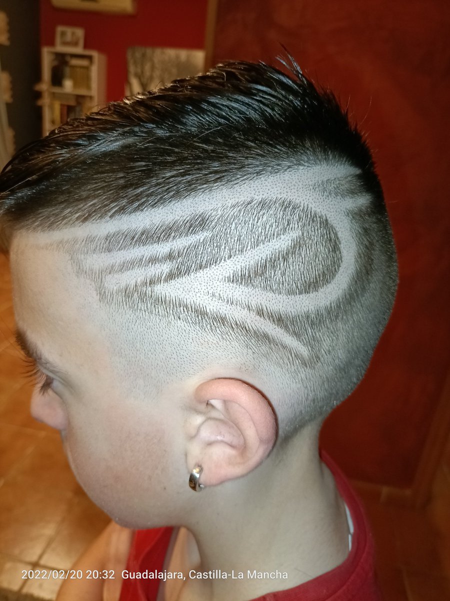 labarberiadeca1's tweet photo. #barbershop #barbero #cortespelo ##barberiasconencanto https://t.co/4Z16cZnMrX