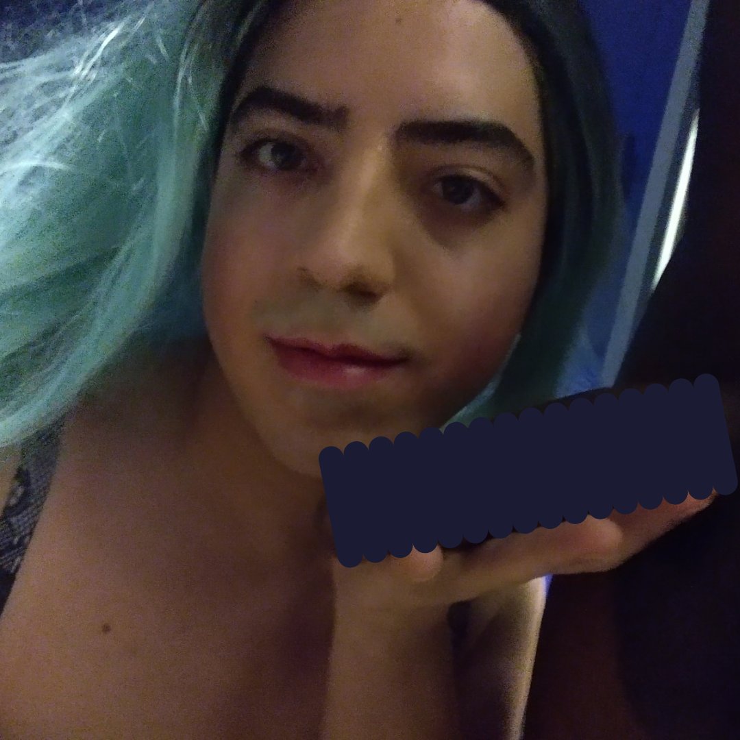 Hey boys? I'm just letting you all know I will be posting a video on my  OnlyFans later, if you wanna