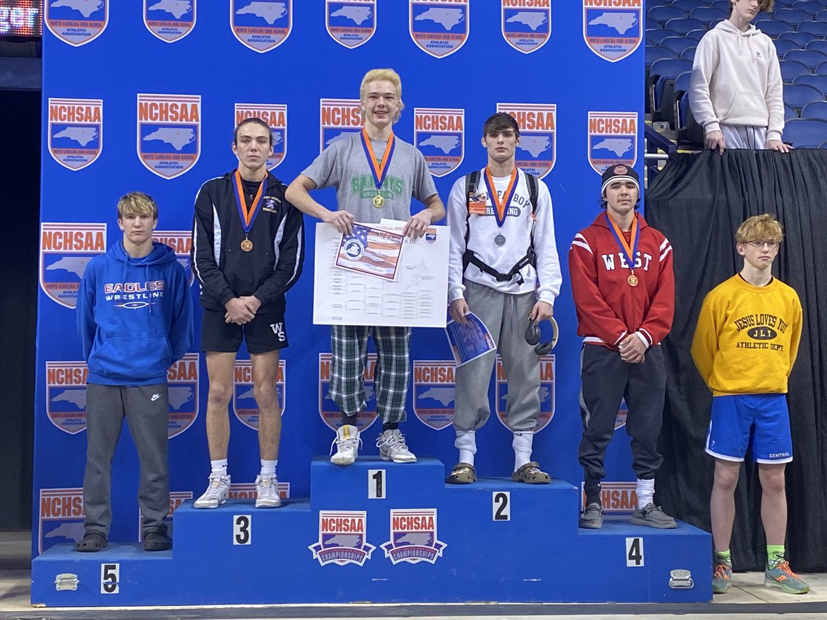 BulldogsWrestl1's tweet image. Congrats to Senior Bulldog Connor Goodman 🥈 2022 @NCHSAA 2A 132 State Runner up🥈Connor ends his high school career with an overall impressive 165-31 record including 114 pins 🧷 @JMRHS_Athletics @CarolinasMat @SeWrestle @JMRHSPrincipal @CJemalHorton @JMRHSNews