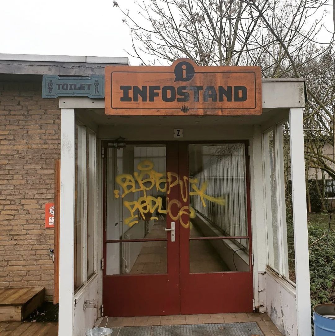 grtransformator's tweet image. Over een aantal maanden openen wij hier  duurzaamheidscentrum De Groene Transformator op het terrein van Weerstand Roermond! Voor het zover is moet er natuurlijk nog wel enorm veel gebeuren... Via deze weg houden we je graag op de hoogte van onze vooruitgang! Welkom 
#roermond