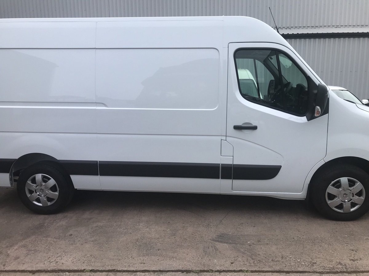 ajvehicles's tweet image. We’ve got lots of🔥HOT🔥deals available on a large range of vans. 

Contact us for more info:
📞01217961930
💻tony@ajvehiclesolutions.co.uk

#BrumHour #EVvan #smallbusiness #lastmile #courier