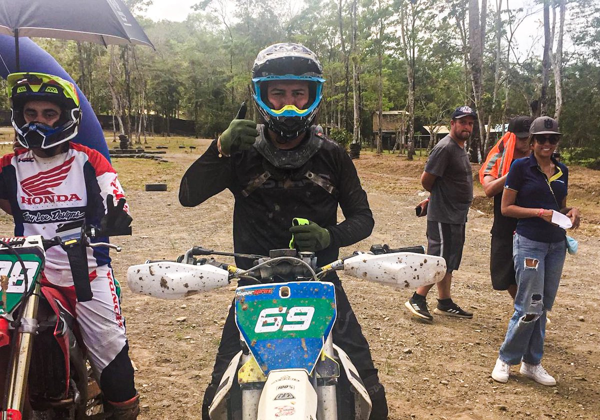 Liga Motociclismo Bogotá tweet media