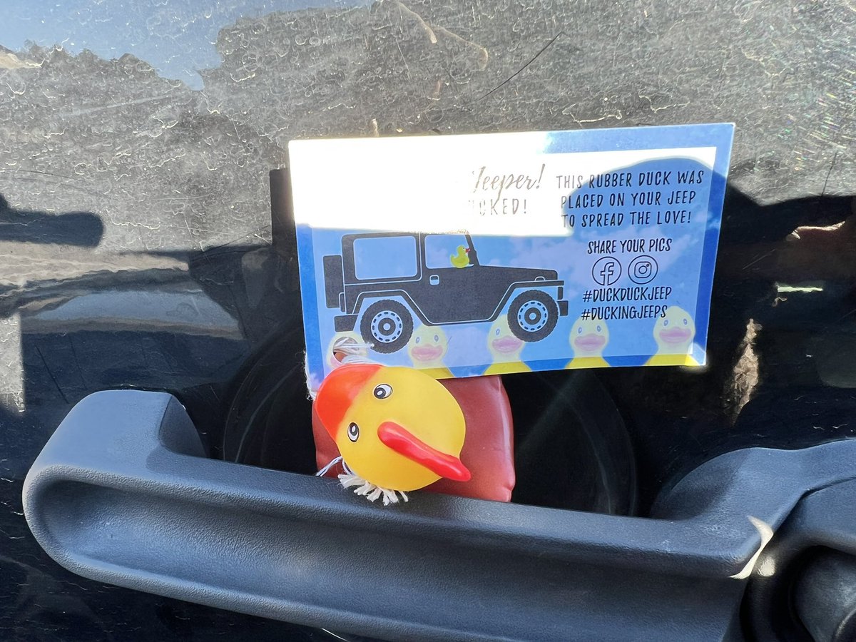 Jeepbeers's tweet photo. Ducked! in  Clayton NC @DeepRiverBrew #duckduckjeep https://t.co/H68R6NJXvX