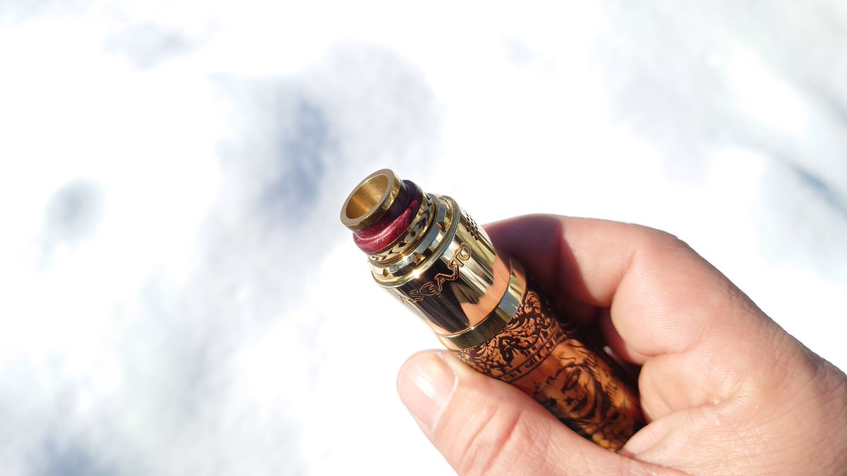 CebrjowHwScHCkj's tweet photo. 皆さんおはよっチェ😆👍今週も宜しくご安全に🙇#BeneviMods Syndicate + #ASGARDmini RDA + #スタビドリチ 😋💦#VAPE #vape好きな人と繋がりたい #VAPE好きと繋がりたい #VAPE初心者 #VaperzCloud https://t.co/wrwSiwnnQ4