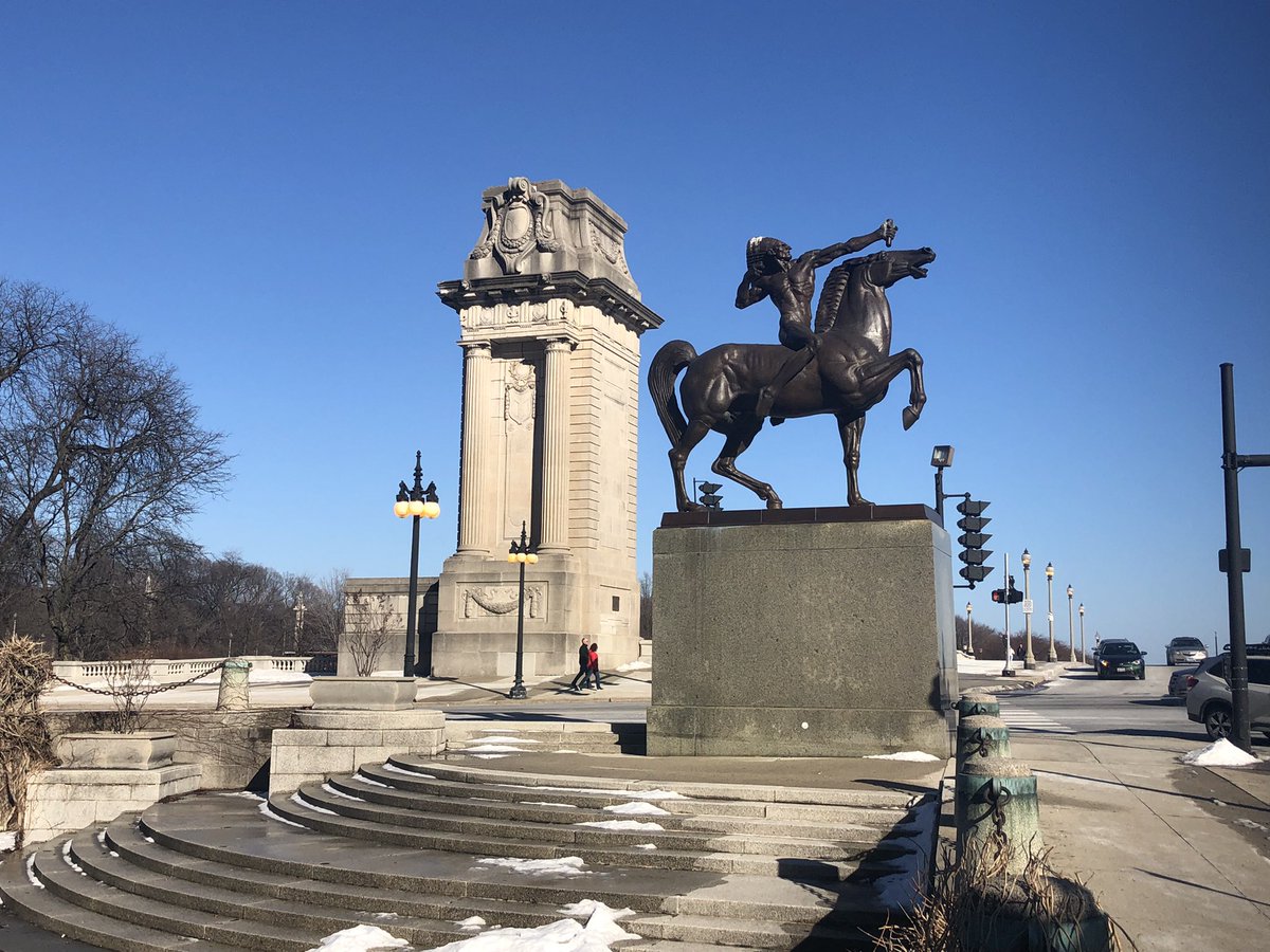 RT @chi_numtot: The Guardians of Traffic, Cleveland https://t.co/t2nwxn2hcl