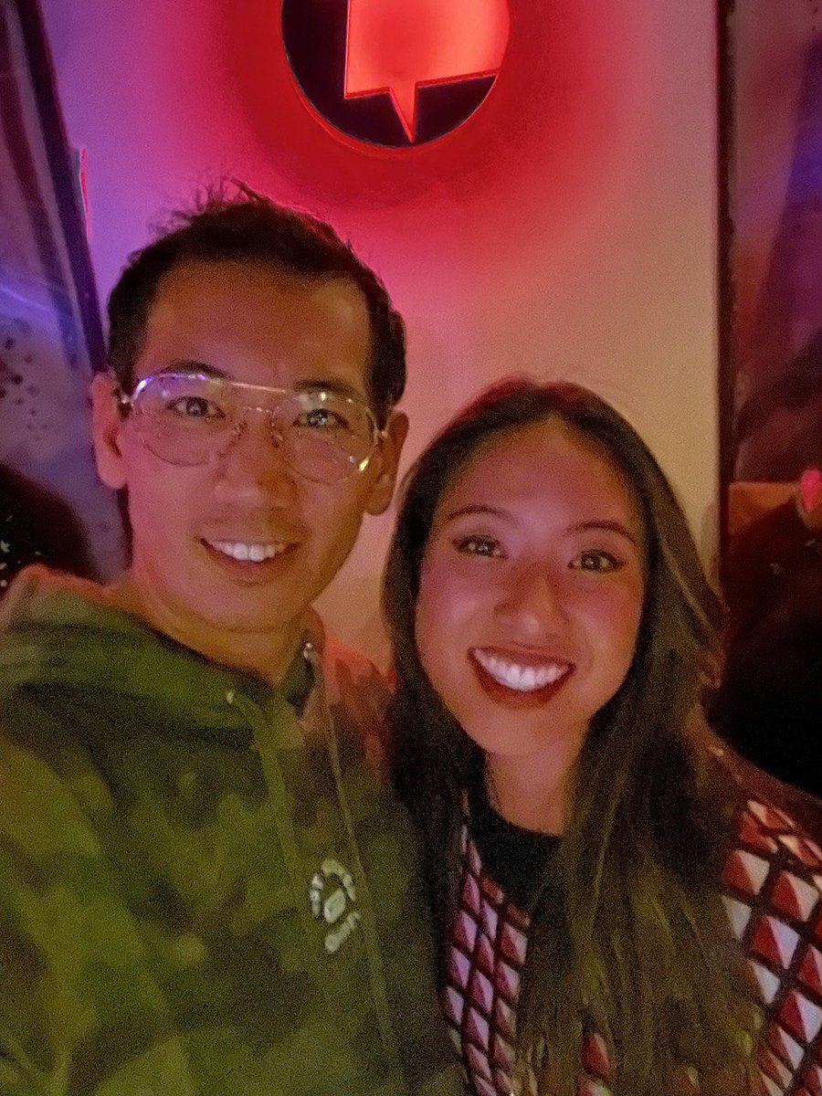 ATomicHeartNFT's tweet photo. Such wonderful memories seeing my good friend in Denver @alanchiu!!! Thanks for introducing me to your incredible team! @bobanetwork @EthereumDenver #ETHDenver https://t.co/OM4z8IGCLo
