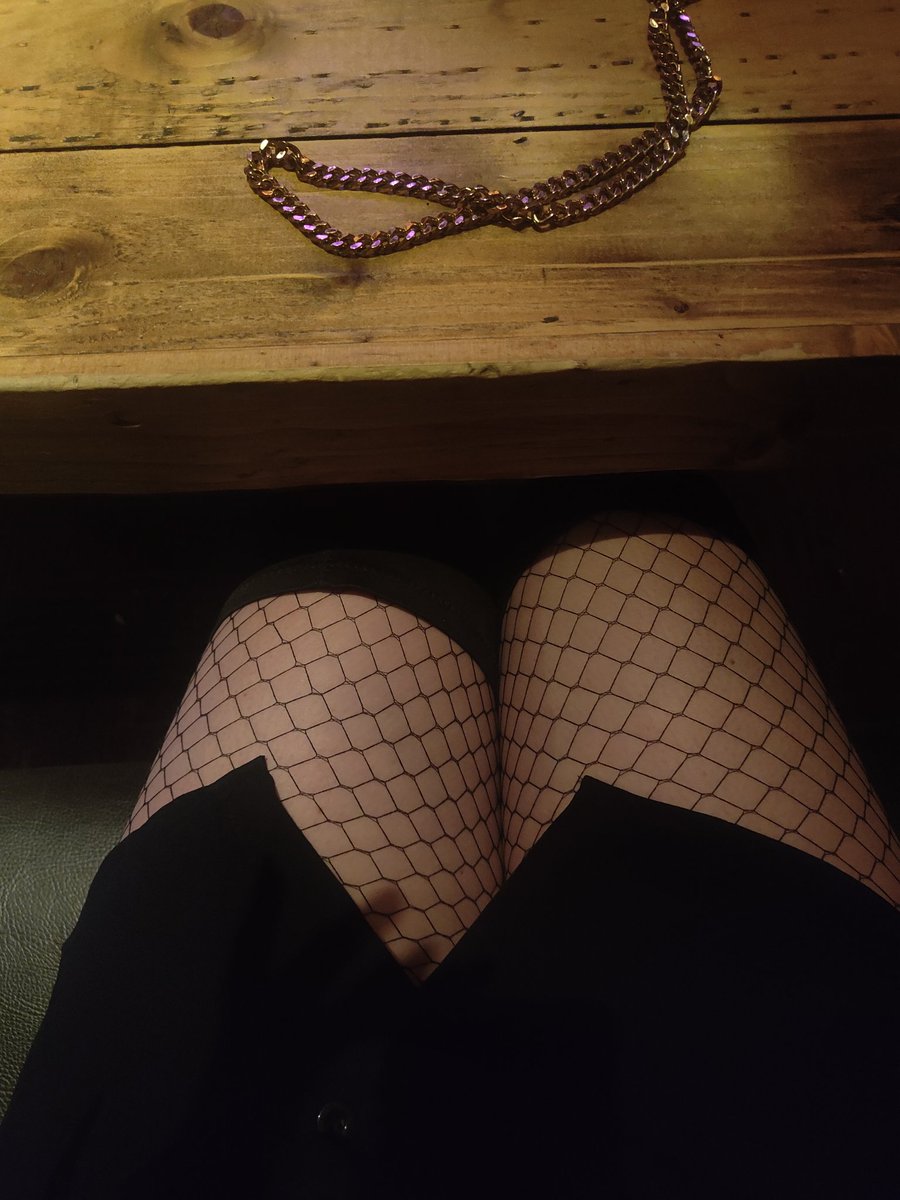 katieloouise_x's tweet image. This weekend has completely ruined me. #hen #birthday #allweekend