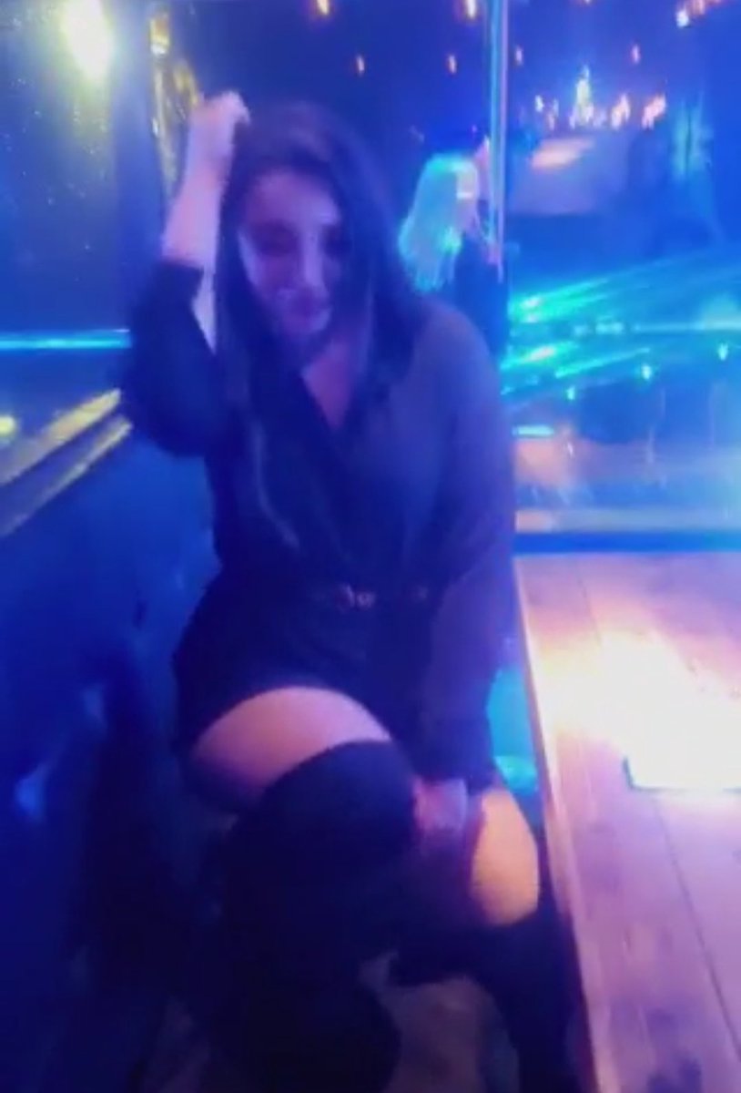 katieloouise_x's tweet image. This weekend has completely ruined me. #hen #birthday #allweekend