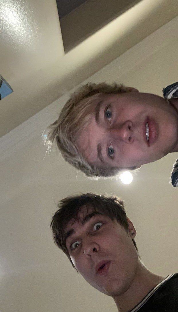 Bulve16's tweet image. Can't wait to watch it #TheAttachment
@SamGolbach
@ColbyBrock
@SamandColby