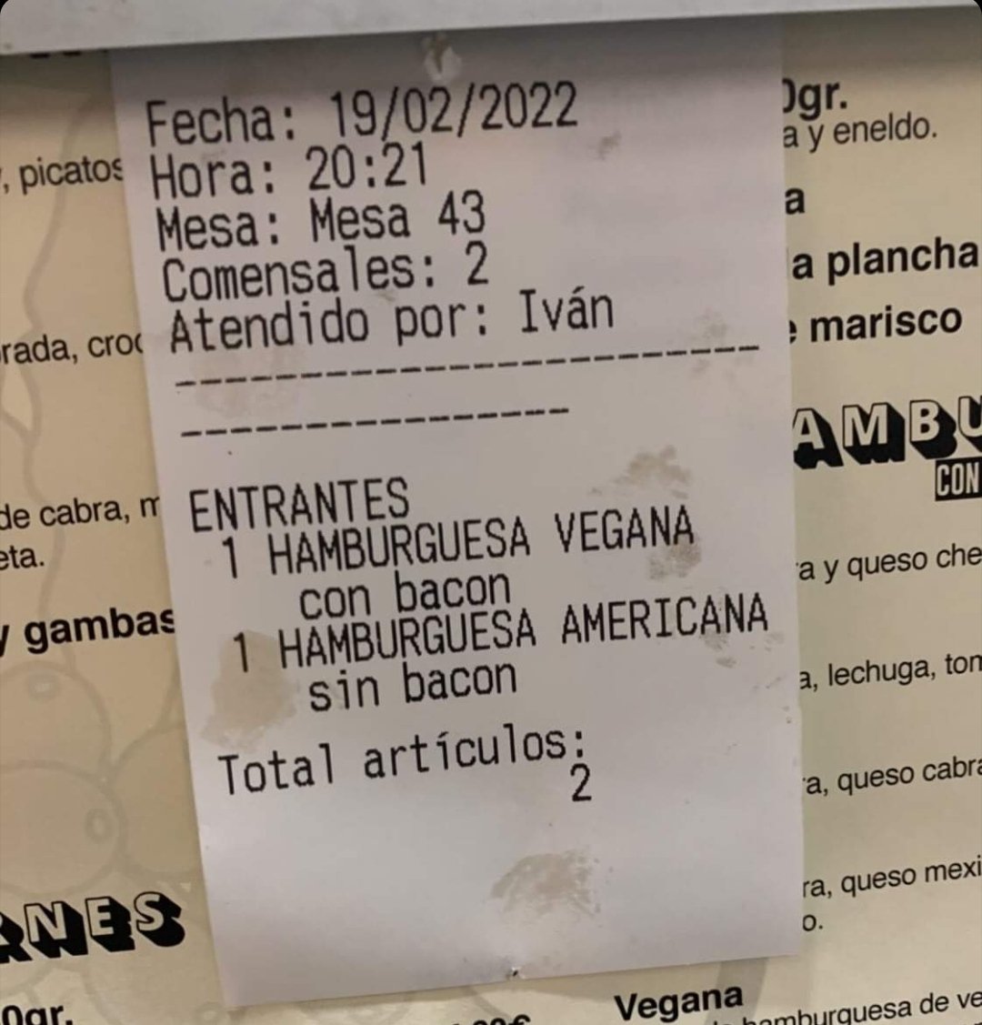 soycamarero's tweet photo. Nada es imposible en la hostelería: https://t.co/49oRuAfspK