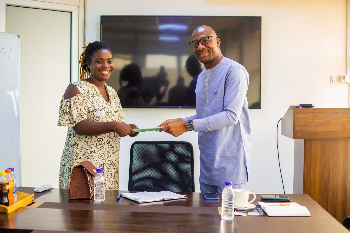 Passation de charge. 
La première réunion du Bureau Exécutif de <a href="/GInnovante/">Génération Innovante</a> s'est tenue ce samedi 19 février 2022. La dernière pour moi. 
La nouvelle présidente,<a href="/CharleneDanon/">Charlene Danon</a> est officiellement rentrée dans ses fonctions. 
Que le #GiSpirit soit avec elle ! 👏💪💪