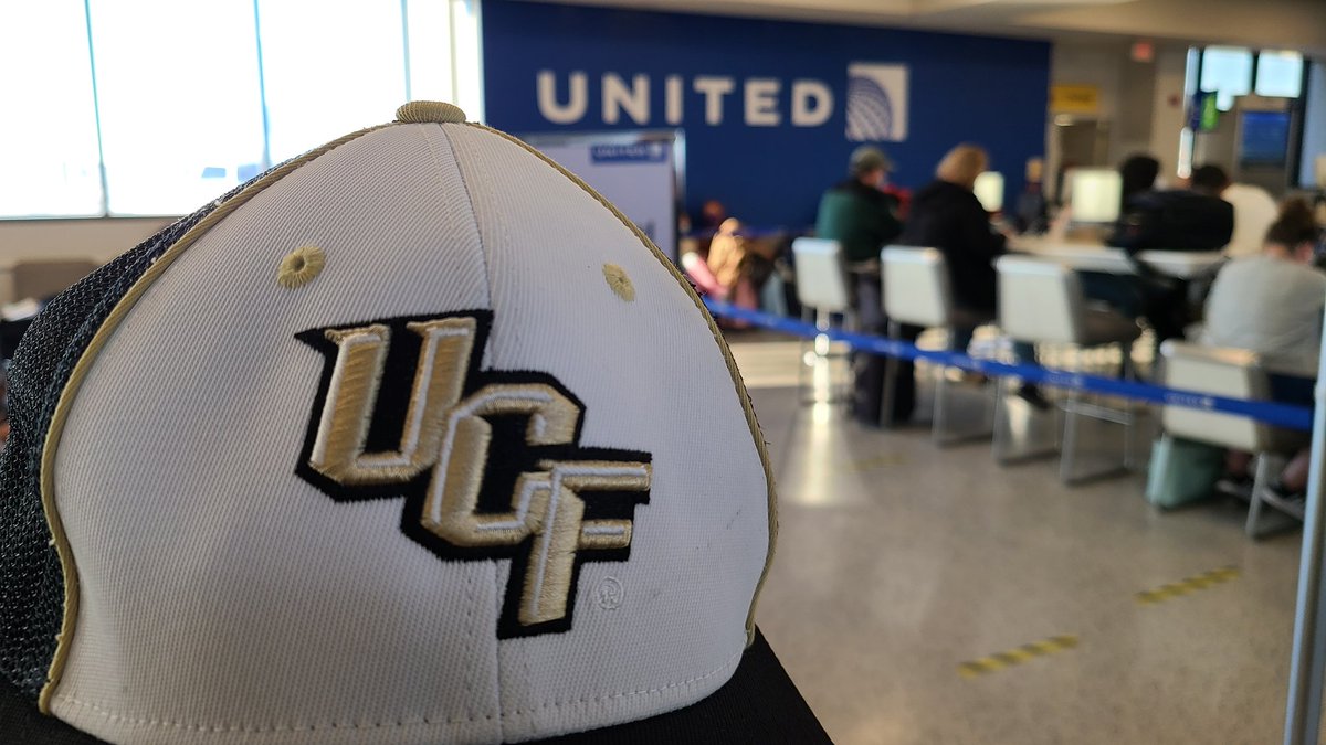 Wearing my <a href="/UCFKnights/">UCF Knights 🌴</a> hat at Newark Airport and got a "Go Knights" from a fellow fan! #ChargeOn #GKCO