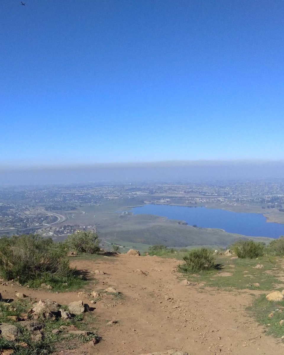clharr2's tweet photo. Sunday hike ✔️ https://t.co/rIl4KCyHkl