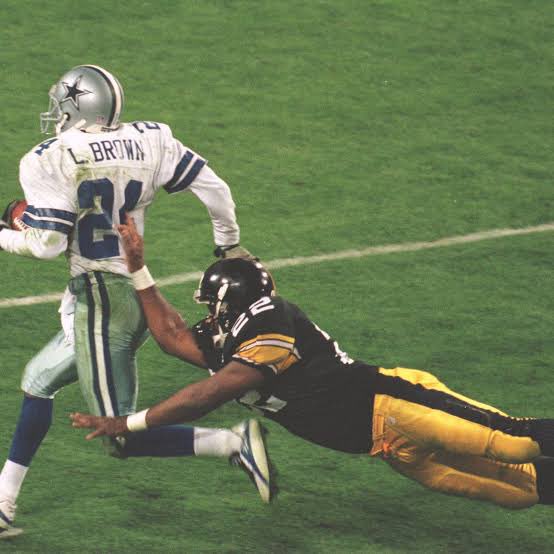 gothardroesner's tweet photo. @freak_nfl Larry Brown https://t.co/ckhr8KNnZB