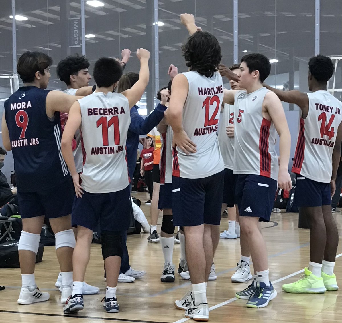 AggieJo10's tweet photo. Kaizen Invitational (Tulsa, OK):           18 Club Silver Bracket Champions- AJV 17 Boys Adidas, 5-1.  @AustinJuniors https://t.co/eSKESkKZJN