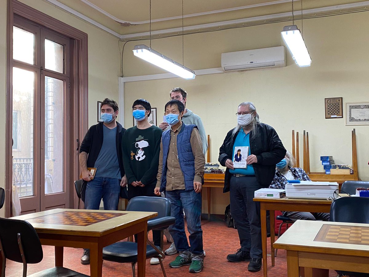 Ponemos fin al torneo de Barcelona  de 2022. Reunidos después de tanto tiempo, ha sido un torneo increíble. Esperamos veros a todos el año que viene!!