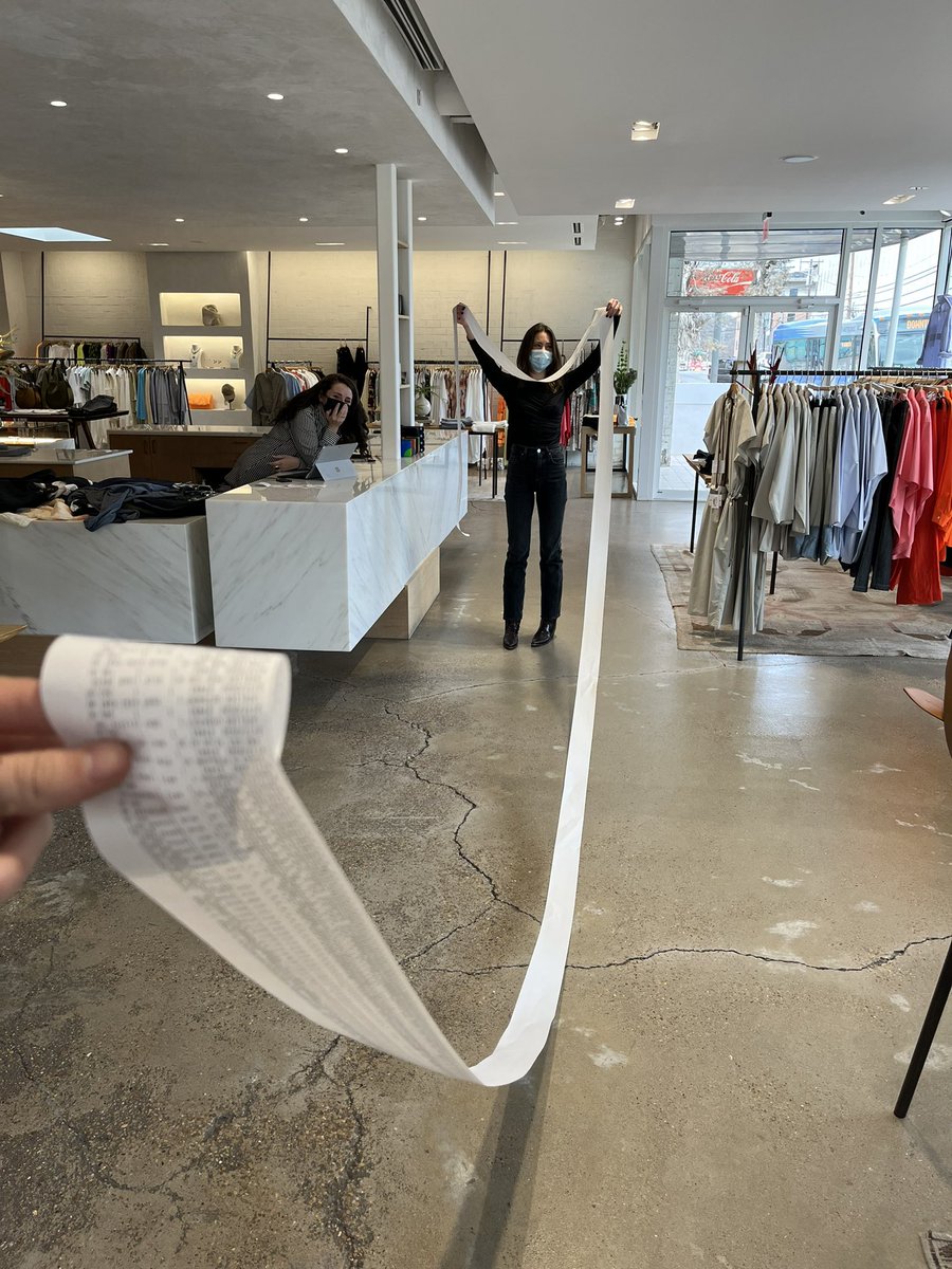FakeKenty's tweet photo. Accidentally printed this lady’s entire purchase history lmao. https://t.co/fqX57a6lYv