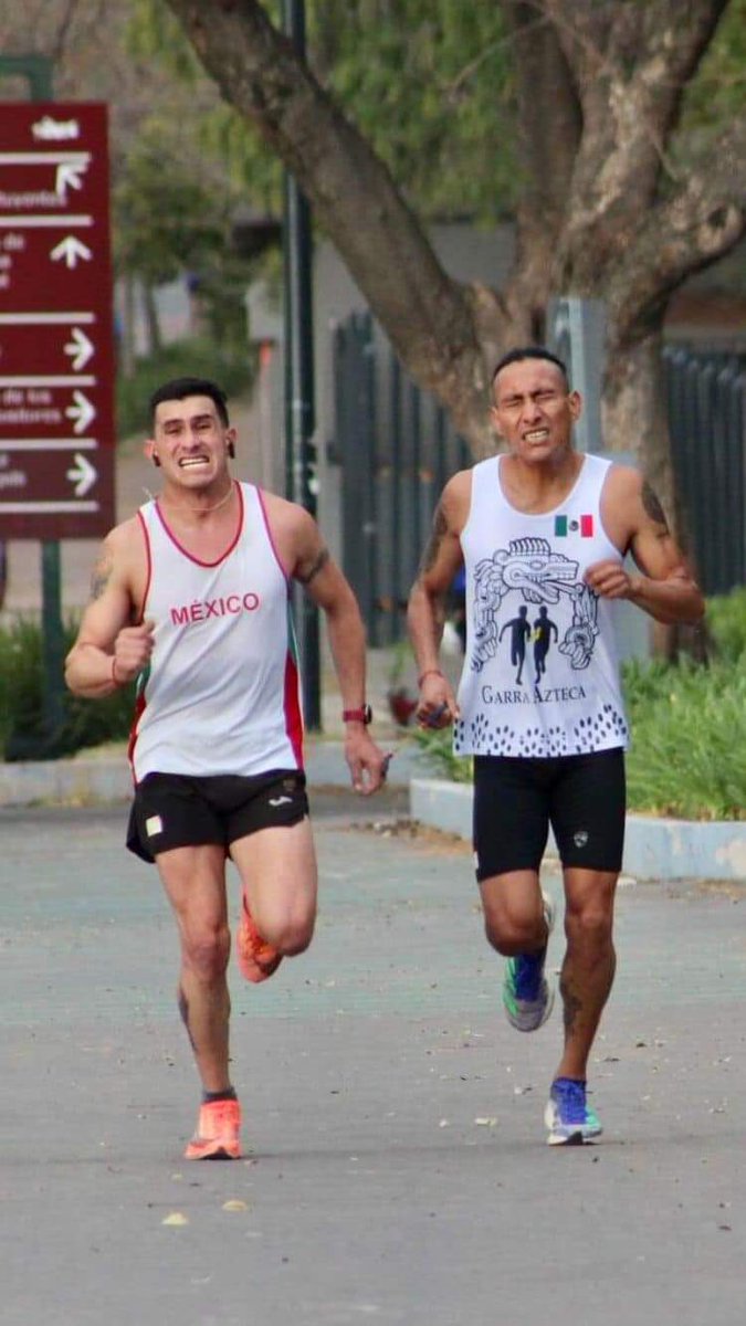 JRRANGEL23's tweet photo. De terror  arrebatarle el sueño a un Atleta discapacitado a pesar de que lo atropellaron,quedó en 2o lugar 
¿Que harán al respecto @Maraton_Gdl ?
Hace 8 días luchando por qué estuvieran en la competencia, hasta  
@Electrolit nos apoyó 
¿Podemos hacer algo @EnriqueAlfaroR?
RT🙏 https://t.co/ir0hCasvbI