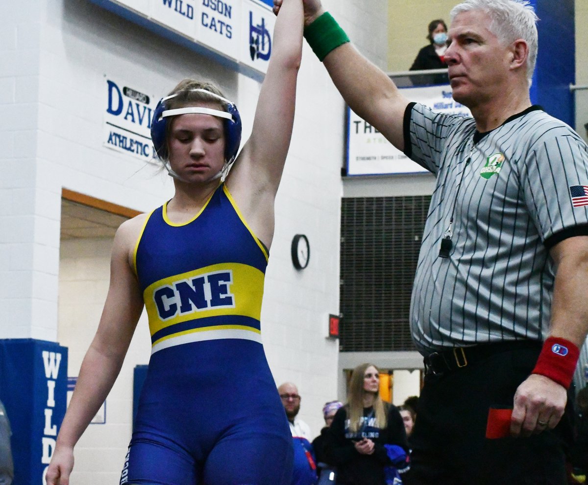 ClerSunSports's tweet photo. Foebar wins the third-place match. Adams couldn't continue. Second consecutive season on the podium for the @CNEAthletics sophomore, building on the sixth-place finish from last year. https://t.co/n1KPc9VdAW