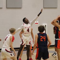 UC_Exposure's tweet photo. https://t.co/3OrC16TLYa UCExposure Player Profiles ๐๐๐ผMaking it easy for college coaches to research under rated talent like @teahclay14 from @HoopsVmhs as they head into the playoffs #BigGuard #BigUpside #ClickHisLink @TXRecruited @TweetsbyCoachP @GASOTim @TBScouts @CoachRizo https://t.co/cocAYCkyXz