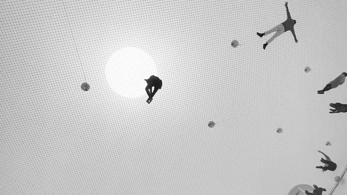 barbarabulc's tweet photo. We need alternative modes of being. Experience this multisensory journey FREE THE AIR: HOW TO HEAR THE UNIVERSE IN A SPIDER/WEB, sensing across space-time-species. 
By brilliant @tomassaraceno at @TheShedNY until April 17!
#freetheair #particularmatters #systemschange #art4action https://t.co/YuyeruPiql