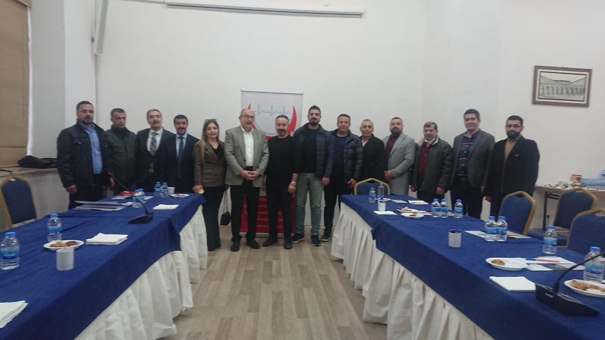Dışişleri Bakanlığı Diyarbakır Temsilcisi Büyükelçi İbrahim Mete Yağlı'nın katılımı ile Uluslararası GAP Sağlık Turizm Derneği’nin Diyarbakır'daki Sağlık Turizmi Konferansı’na katılım sağaldık
Şehrimize sağlık Turizmine katkı sunmak adina bir adım attık
hayırlı olsun