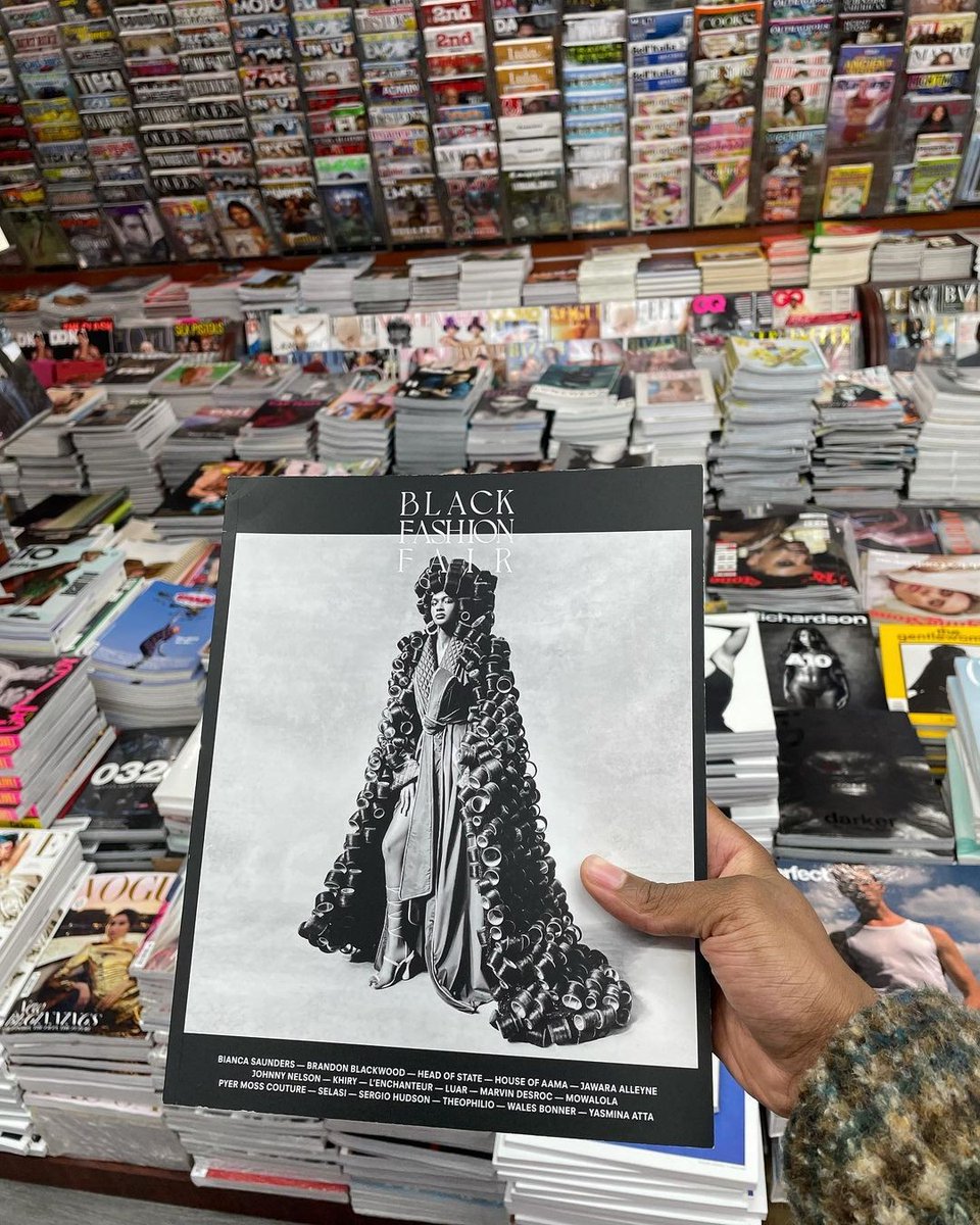 TheFolklore's tweet photo. “Black Fashion Fair – Volume 0: SEEN” is a publication that features a comprehensive compilation of essays, interviews and imagery across fashion, style and culture, exploring Black representation and what it means to be seen. #TFInspiration
Photo: @untitledwordz https://t.co/mynw6Zkz5k
