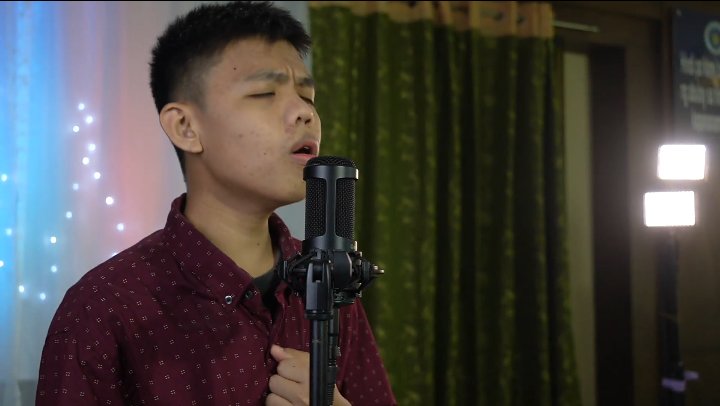 ErickLavarias's tweet photo. Through the years 🎶
Salamat sa Dios!
To God be the Glory!

#SKLE
#SLNIA https://t.co/E4QkexUMgs