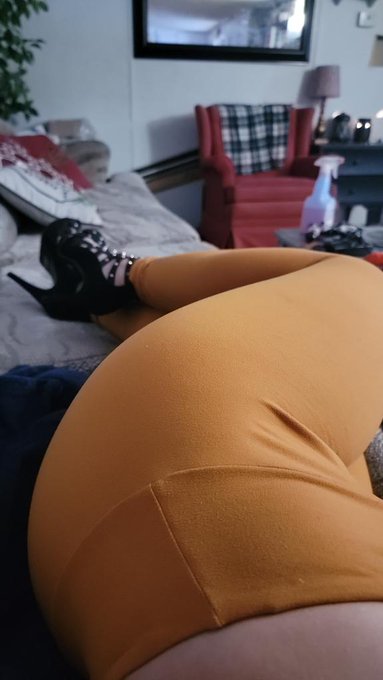 @LeggingsLover7 I'd love to I'm in them now! https://t.co/IQZQ3Ol0uK<a class="tags" target="_blank" title="On Twitter" href="/?out=eyJ0eXAiOiJKV1QiLCJhbGciOiJIUzUxMiJ9.eyJpYXQiOjE3MjU0MTYxNTYsImlzcyI6InR3cG9ybnN0YXJzLmNvbSIsIm5iZiI6MTcyNTQxNjE1NiwiZXhwIjoxNzU2OTUyMTU2LCJyZWRpcmVjdF91cmwiOiJodHRwczovL3R3aXR0ZXIuY29tL0xlZ2dpbmdzTG92ZXI3In0.FYwhV_SWohoxEgkaQ_T3Uplo5V6F99sHvF1UI-PpdxVPWcvi3oscC0KvtsPsmsdF8qQSqmxm3N7s9gGHqwrUrw">@LeggingsLover7</a><a href="/tag/buyingcontent"class="tags"><span>#buyingcontent</span></a>