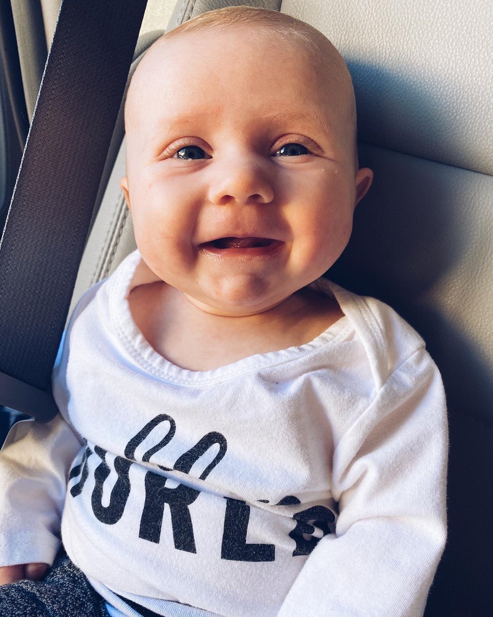 RespectSMGomez's tweet photo. Why does our 2 &amp; a half month old look like such a big kid? 🥺😭❤️ https://t.co/7j51w3mzuy