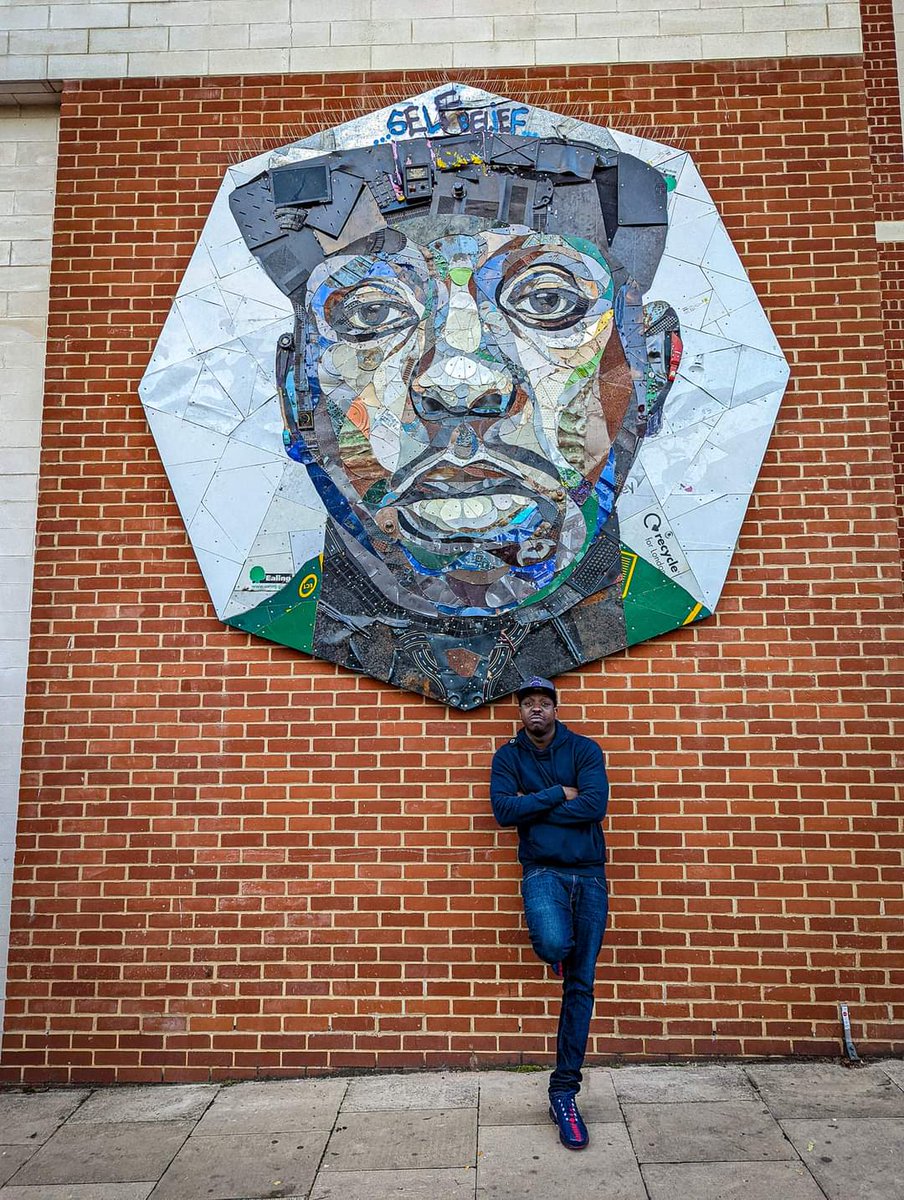 TommyCorbyn's tweet photo. Completey shocked at the news of Jamal Edwards passing. More than just being a pioneer in his field he was one of the nicest people you could meet. Always active doing things but still always had time for a chat. RIP bro ❤️ https://t.co/u3XQfHMxiV