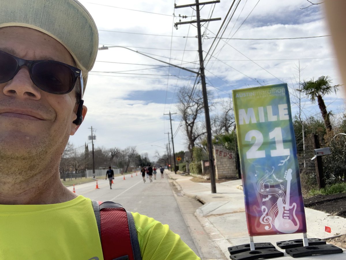 scottccote's tweet photo. Just ran @austinmarathon and met great fellow runners #running #AustinMarathon https://t.co/RgosPfw8UW