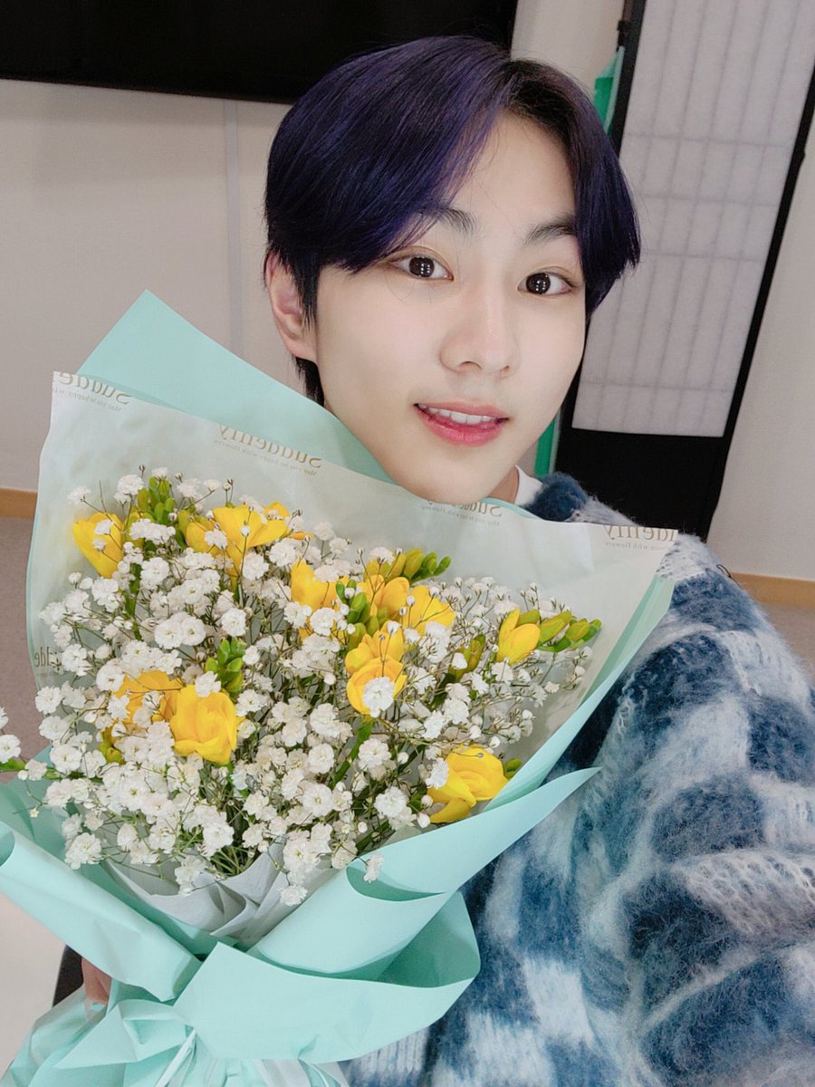 jvmgwon's tweet photo. halo gantengku ☺️
happy 3rd mensiv ☺️❤️

Makasih yaa udah berusaha jadi yang terbaik, i apreciate it ☺️ mas keren banget ☺️👍🏻 aksa sayang mas ☺️❤️ i love you 😚❤️ https://t.co/zzWjirL9N4