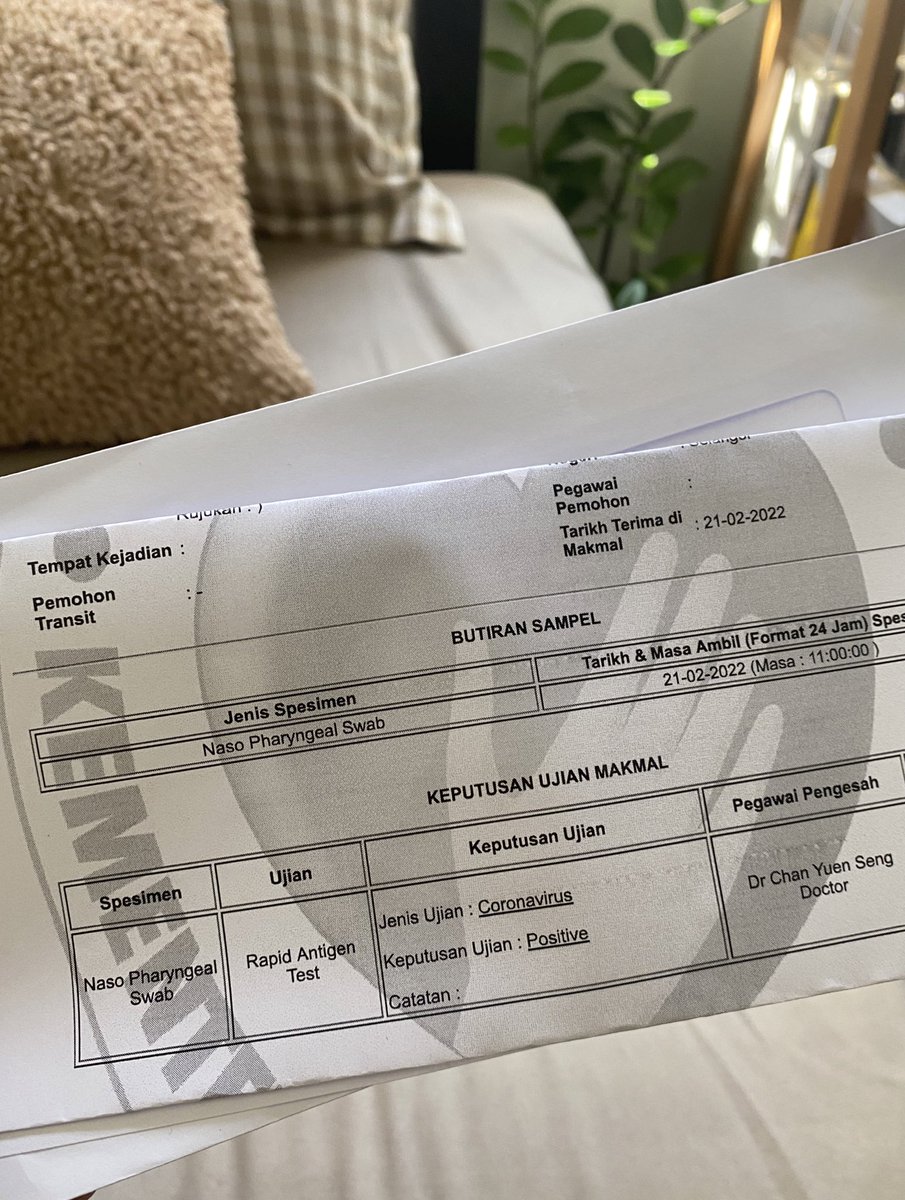 wafa_awla's tweet photo. Kontak rapat Selasa lepas. 6 ujian saliva negatif, 1 ujian RTK negatif. 6 hari kemudian buat lagi sekali ujian RTK dan hari ini, saya positif. Pentingnya kuarantin dan jangan cepat percaya result 5 hari pertama. Kuarantin✅ https://t.co/x2uotD7E5J