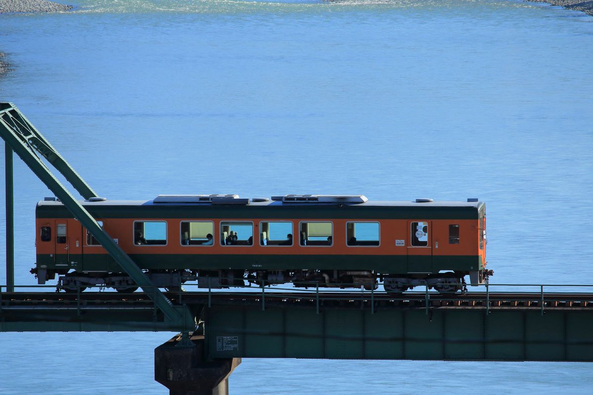 箱根駅伝の現地観戦に行っていた頃、現地で知り合ったスポーツ写真が
