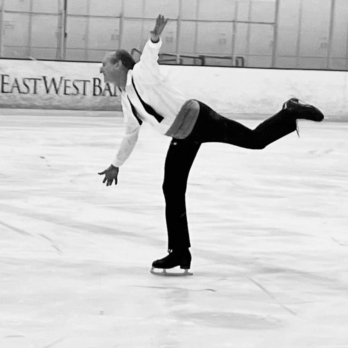 JoeHollywoodLA's tweet photo. Might not be #Olympics2022, but watching a friend skate in #IceSkating competition in #Artisia tonight! https://t.co/onQ4gIFe8H