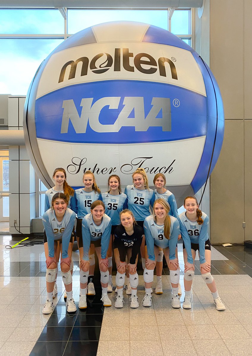 3-0…Presidents Day Classic Day 2…<a href="/VCNebraska/">VCN</a> 14 Black 💙🏐 Nice work ladies!