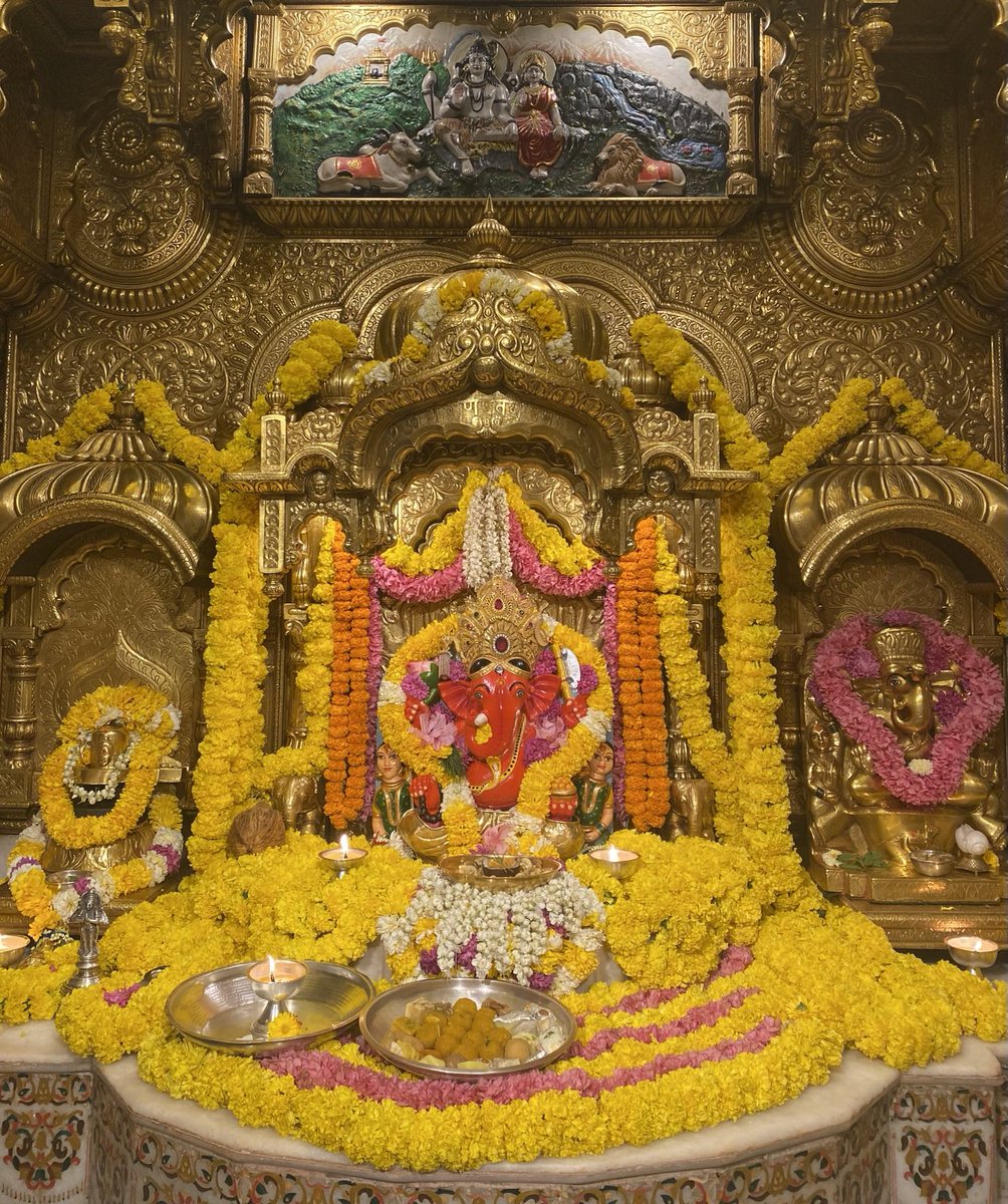 SVTMumbai's tweet photo. 🙏गणपती बाप्पा मोरया 🌺मंगलमूर्ती मोरया 🙏२१/०२/२०२२ https://t.co/MHZhUCwLoU