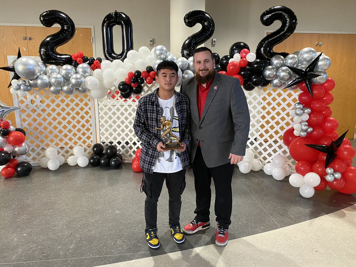 Congratulations to @1prestonnguyen on receiving the 2021 Dennis Byrd Award! #WeAreMustang