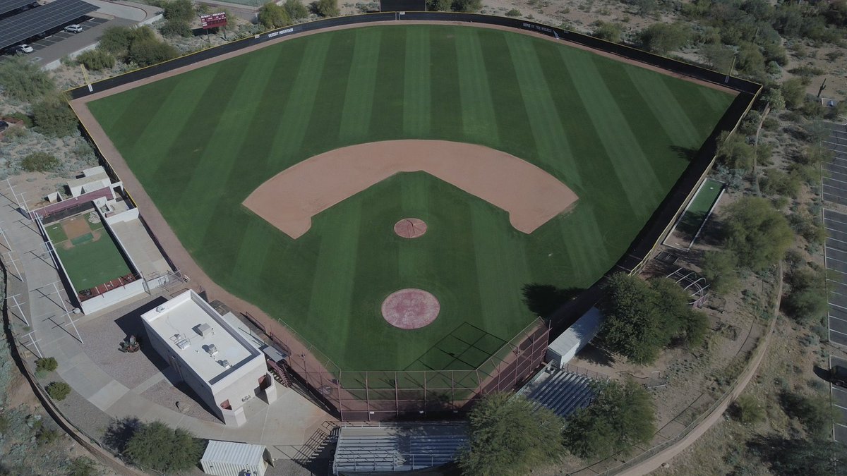 HSBaseballField's tweet photo. Desert Mountain High School (Scottsdale, Arizona) #GoWolves @DMWolvesBball @PBRArizona @azc_obert @DM_Wolfden @FiveToolAZ @HighSchoolBCA #HsBaseballFields https://t.co/CZTDPgfu7Y