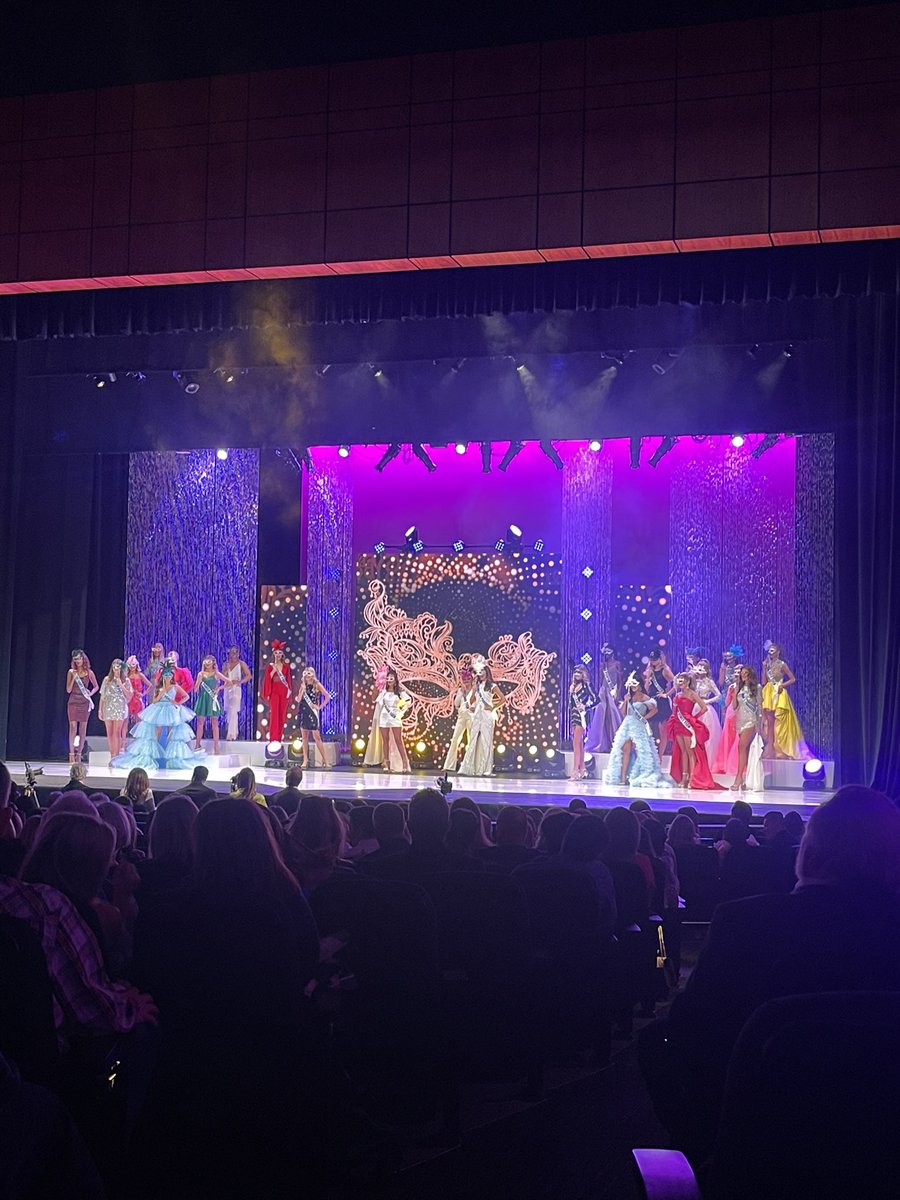 thejourdanblue's tweet photo. @MissUSA @MissTeenUSA 
ABBY CRAMOND FOR #MISSLOUISIANA2022
SOPHIE CRAMOND FOR #TEENLOUISIANA2022 https://t.co/U3s3UfjrBX