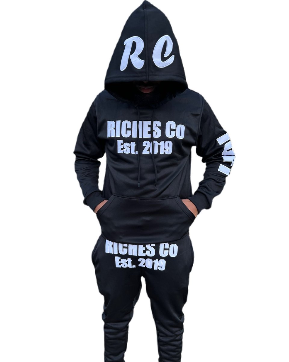 thereal5live's tweet photo. My 1OF1 tracksuits are now available for purchase! These ARE limited edition as well! Come shop!💰 https://t.co/FJ3ysc0Q6Y