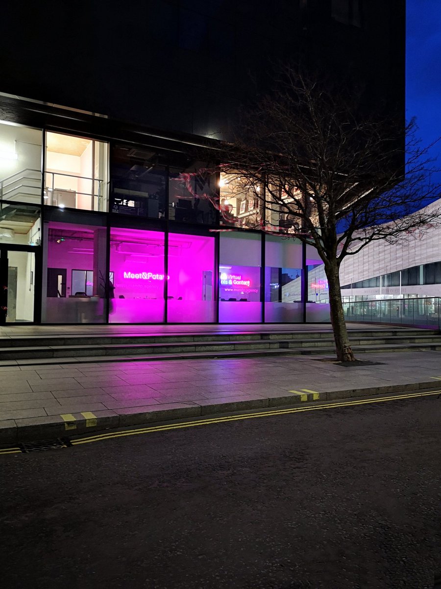 Brightening the city nights with neon #Liverpool #Waterfront