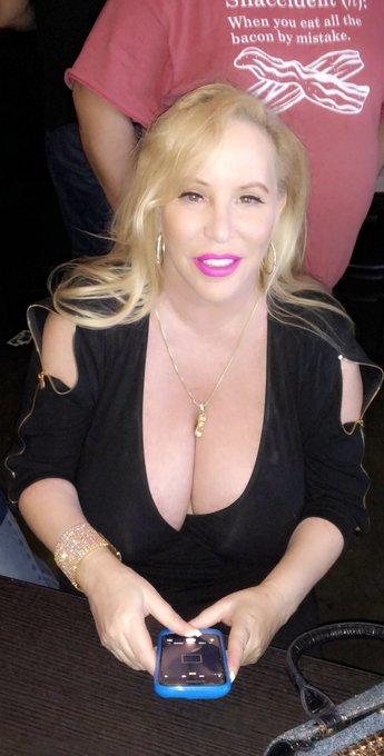 For paid Skype shows please email me. Link is in bio. Also if anybody is interested I will be going to<a href="/tag/europedichan"class="tags"><span>#europedichan</span></a>