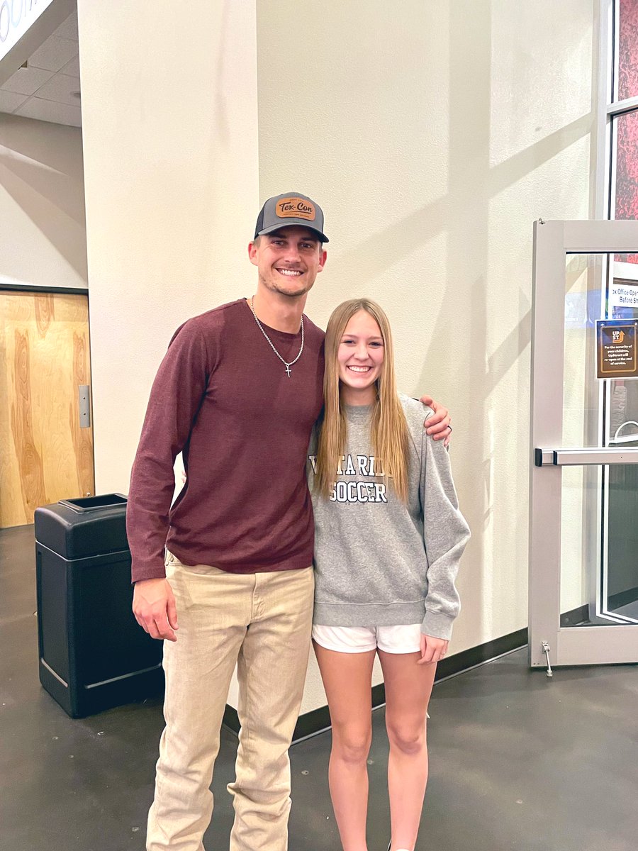 Aaron Terry tweet media