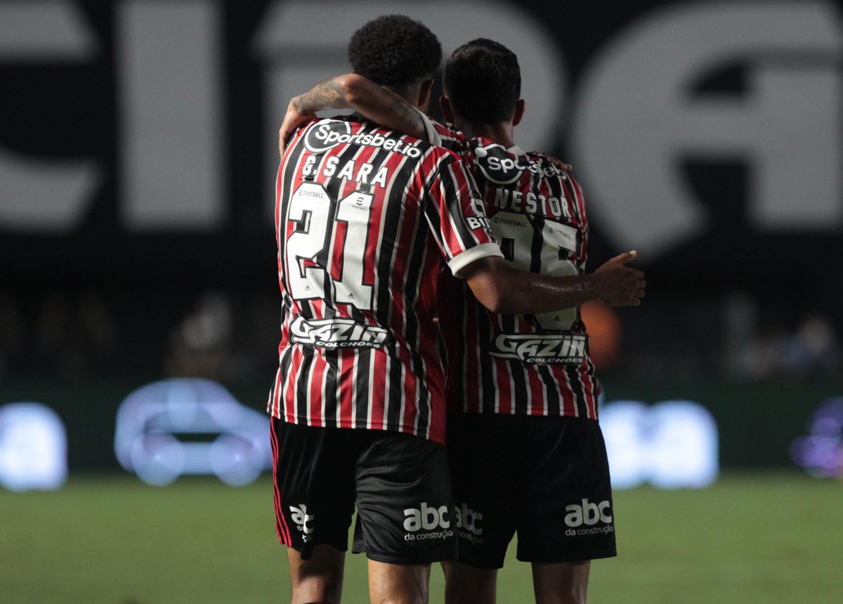 Isso é São Paulo! Isso é #MadeInCotia!

#VamosSãoPaulo 🇾🇪